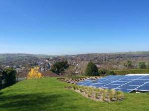 32 solar panels in garden, for optimal elevation and solar generation